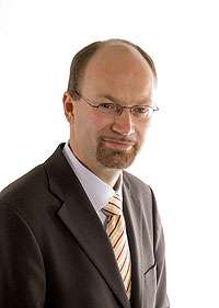 Matthias Santer